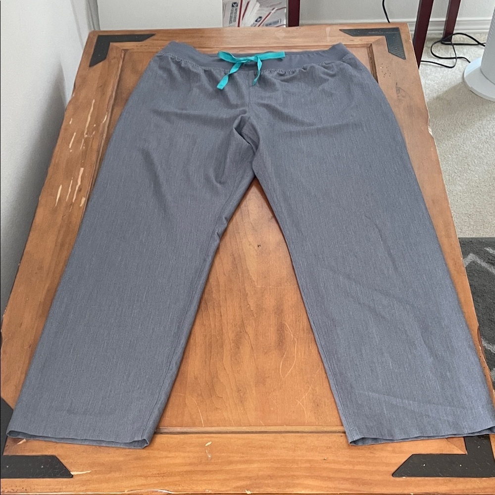 Figs Gray Comfortable Scrub Pants Size XL